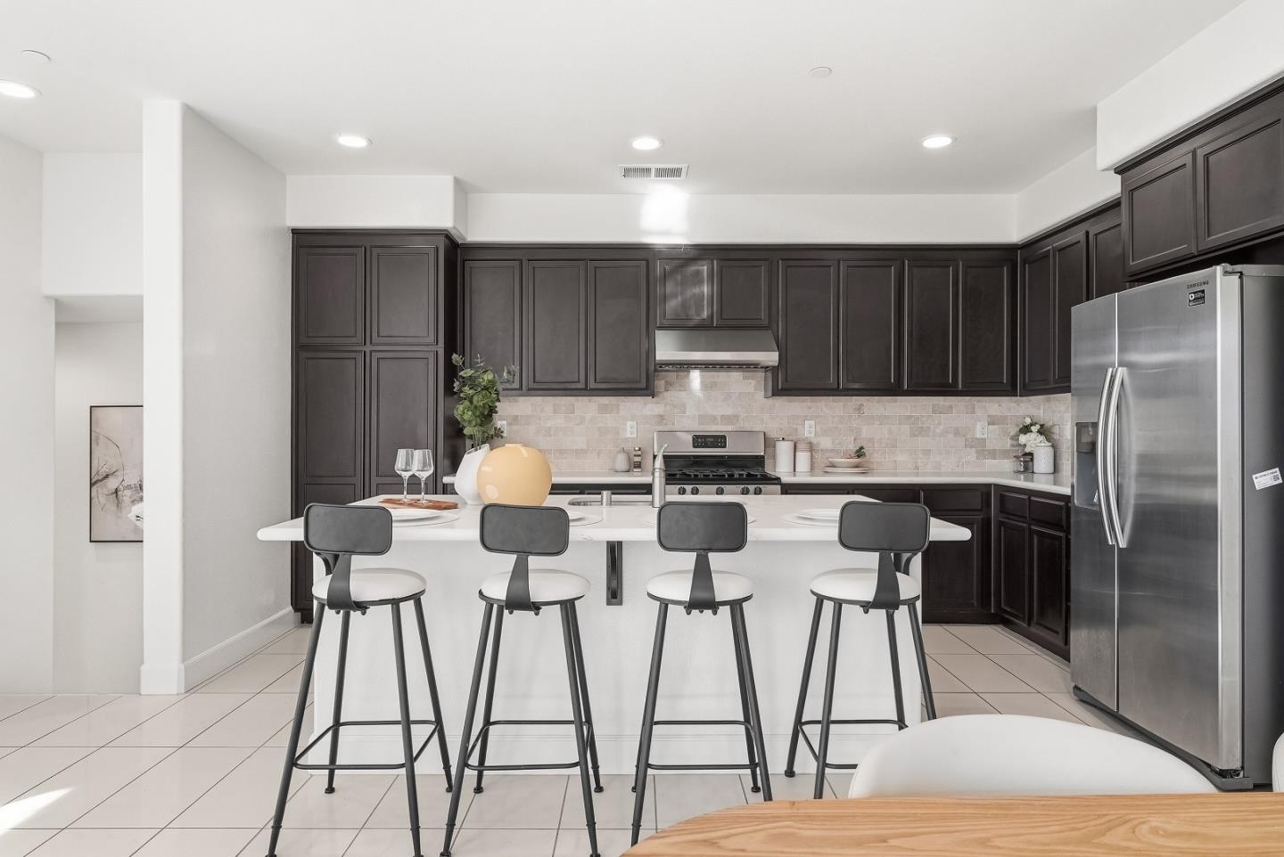 Detail Gallery Image 17 of 36 For 5758 Pandorea Ter, Newark,  CA 94560 - 2 Beds | 2/1 Baths