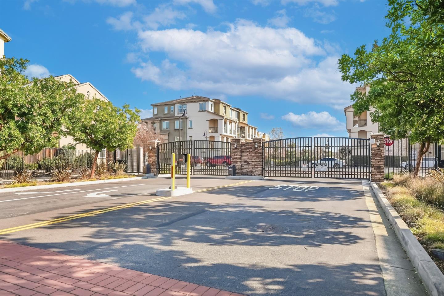 Detail Gallery Image 35 of 36 For 5758 Pandorea Ter, Newark,  CA 94560 - 2 Beds | 2/1 Baths