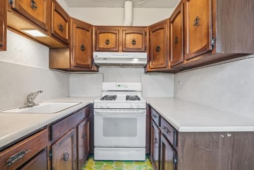 Detail Gallery Image 8 of 41 For 600 Spruce Ave, South San Francisco,  CA 94080 - 3 Beds | 1 Baths