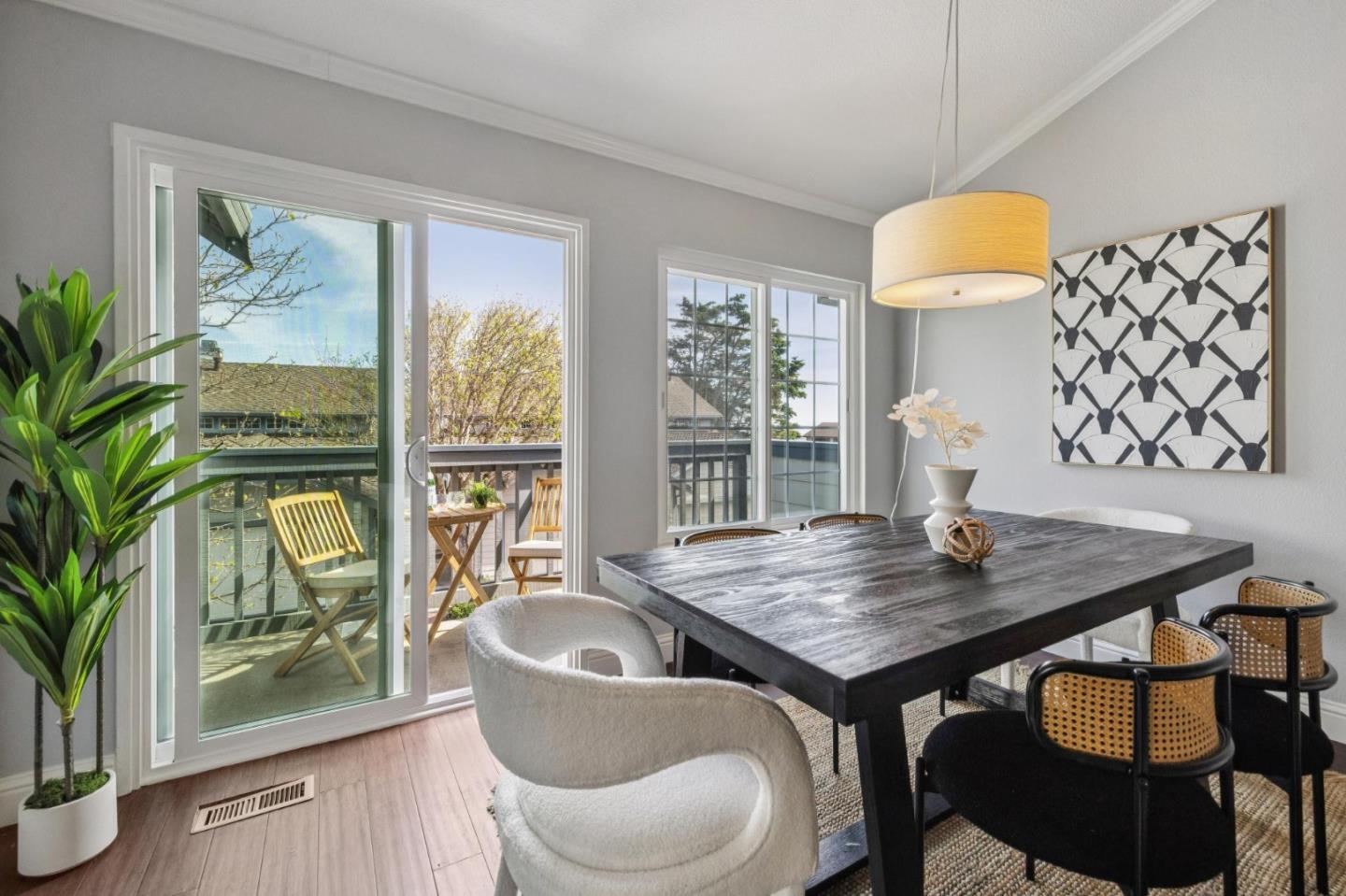 Detail Gallery Image 13 of 49 For 404 Michelle Ln, Daly City,  CA 94015 - 3 Beds | 2 Baths