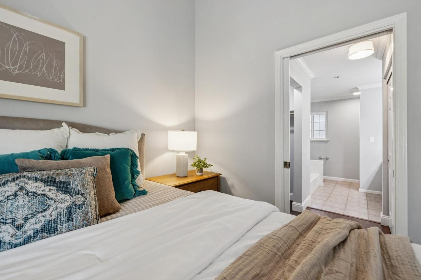 Detail Gallery Image 25 of 49 For 404 Michelle Ln, Daly City,  CA 94015 - 3 Beds | 2 Baths