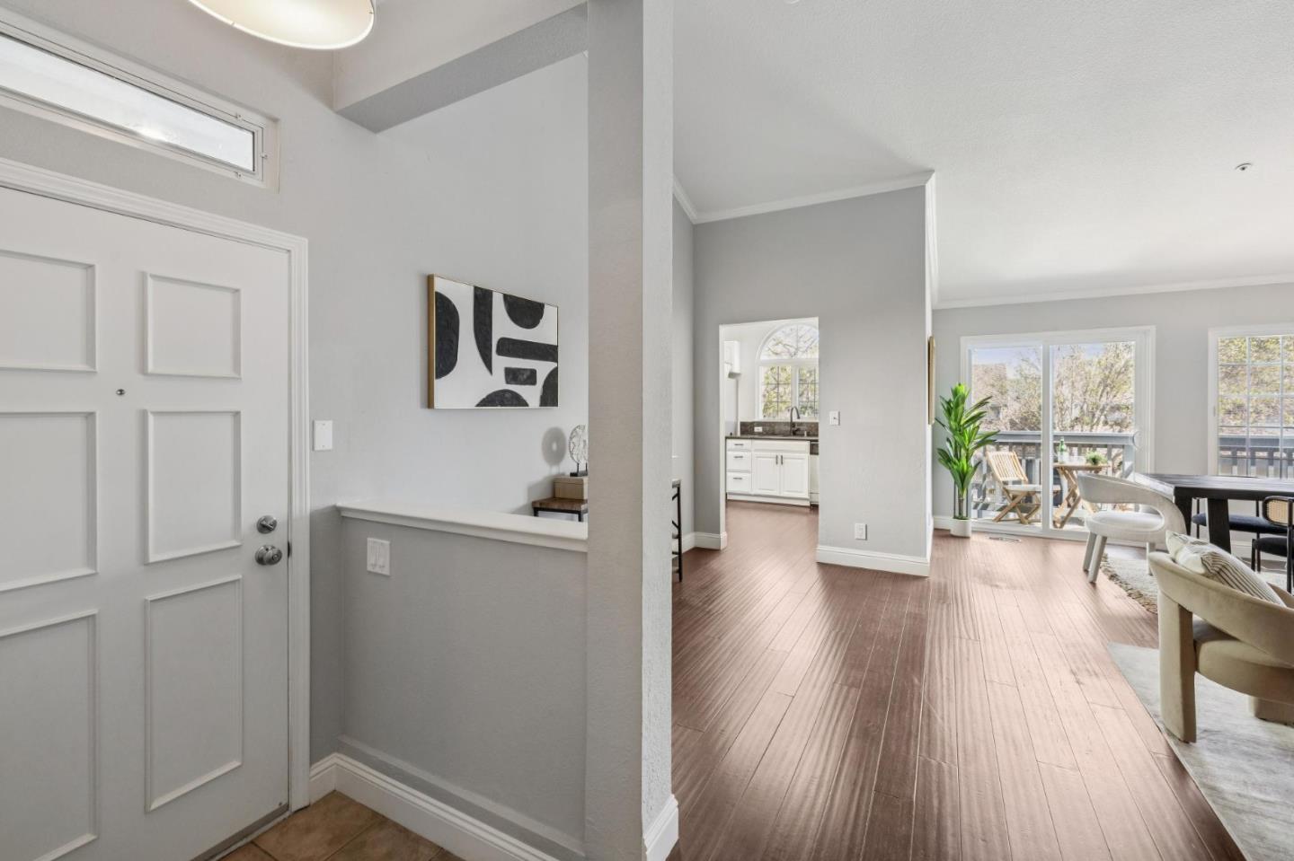 Detail Gallery Image 3 of 49 For 404 Michelle Ln, Daly City,  CA 94015 - 3 Beds | 2 Baths