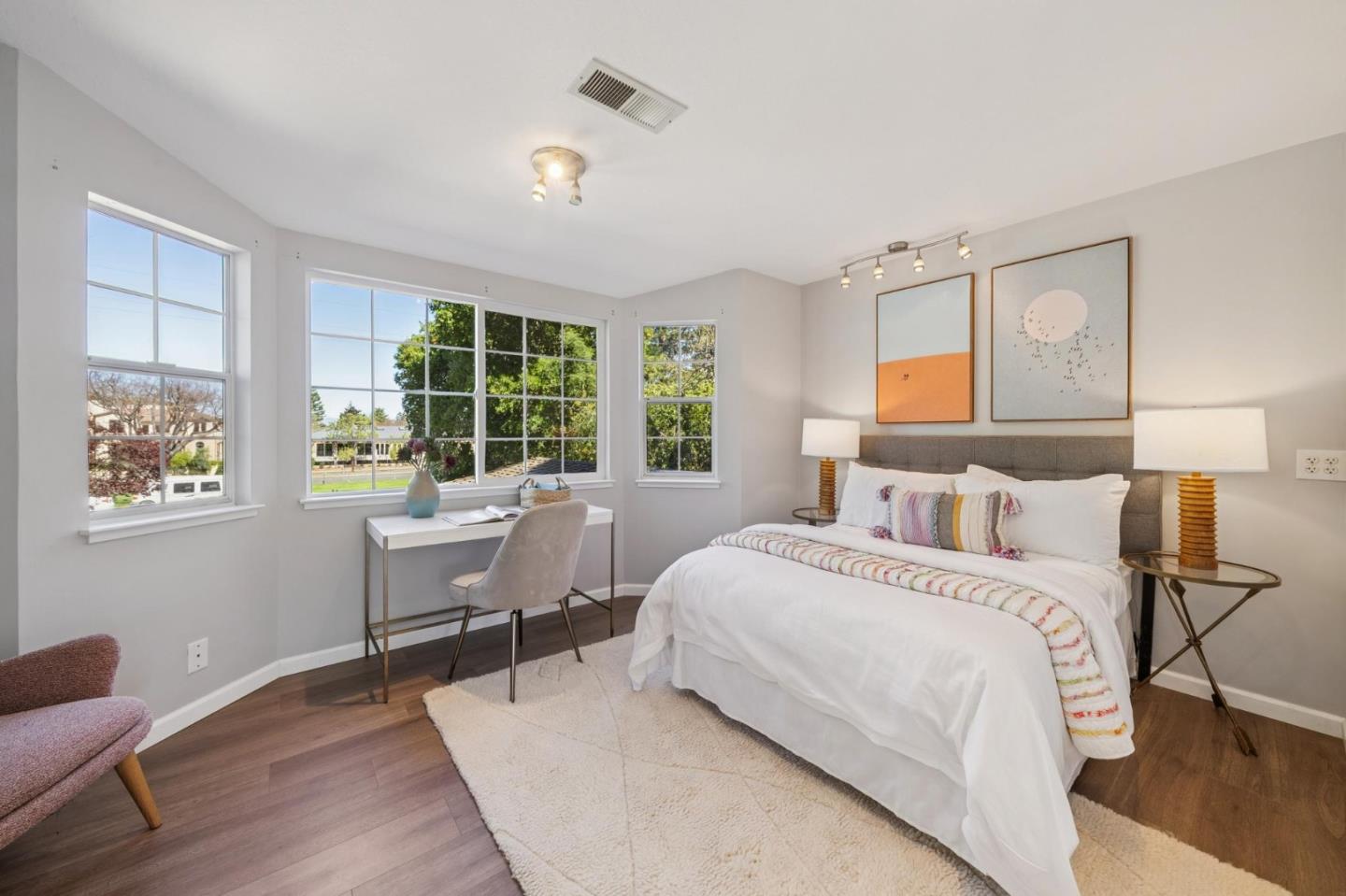 140 University Avenue, Los Altos, CA, 94022