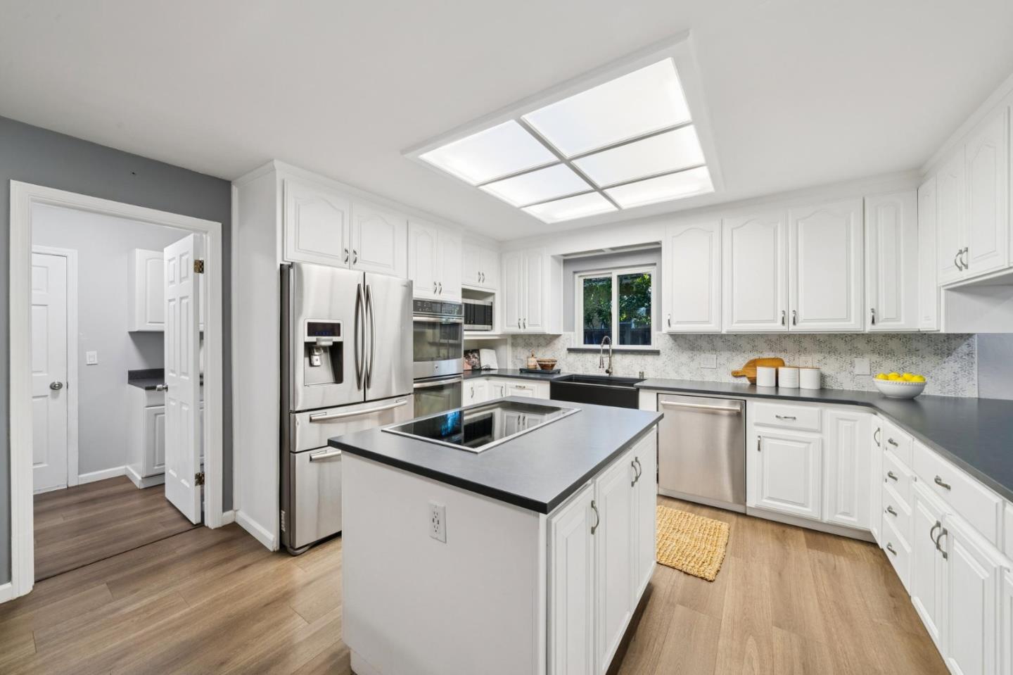 140 University Avenue, Los Altos, CA, 94022