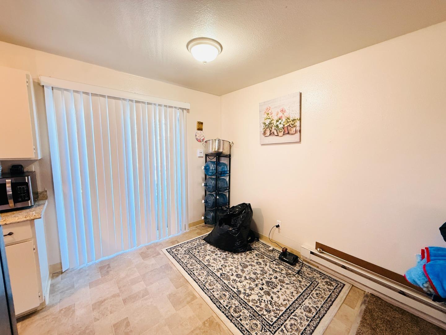 Detail Gallery Image 7 of 27 For 330 Soledad St, Salinas,  CA 93901 - – Beds | – Baths