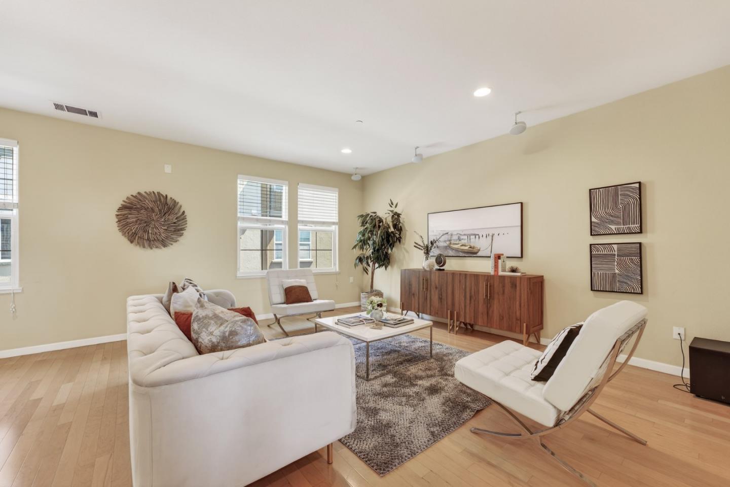 Photo #23: ML82040392 Listing: Photo #23