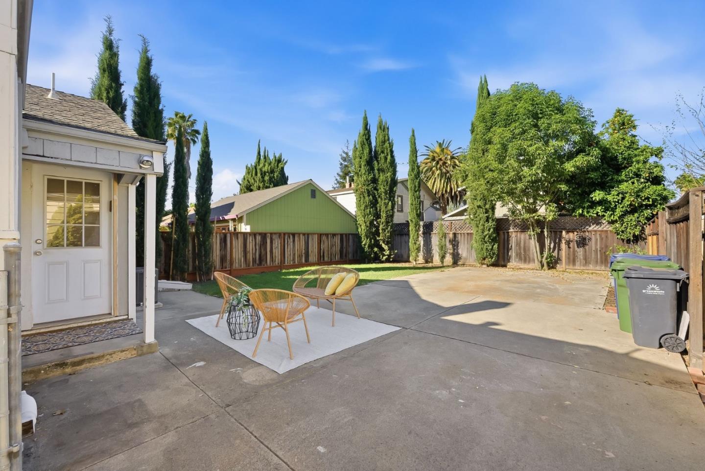 Detail Gallery Image 8 of 42 For 425 Rutland Ave, San Jose,  CA 95128 - 2 Beds | 1 Baths