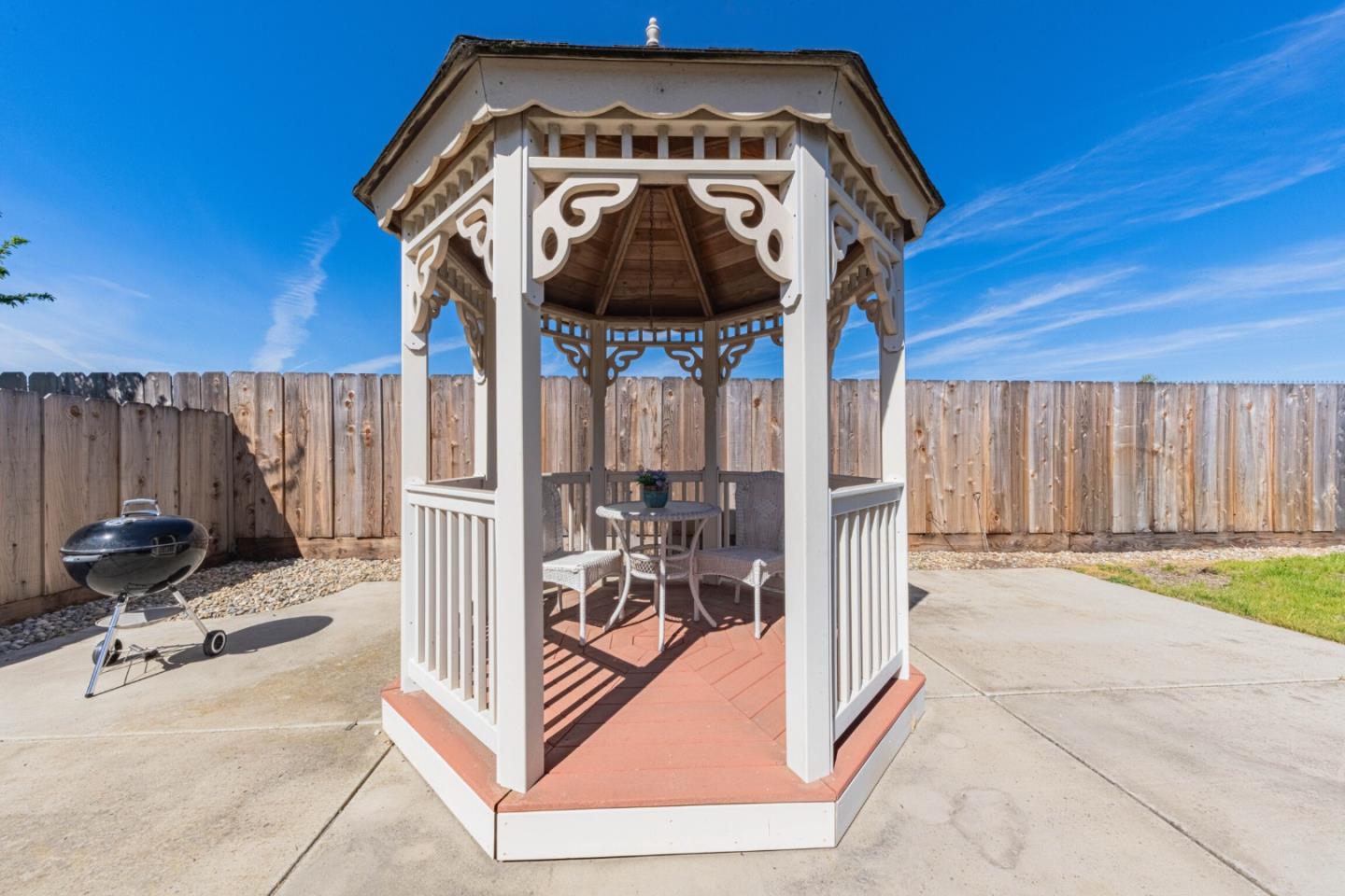 Detail Gallery Image 27 of 30 For 18505 Swaner Ave, Salinas,  CA 93906 - 3 Beds | 2 Baths