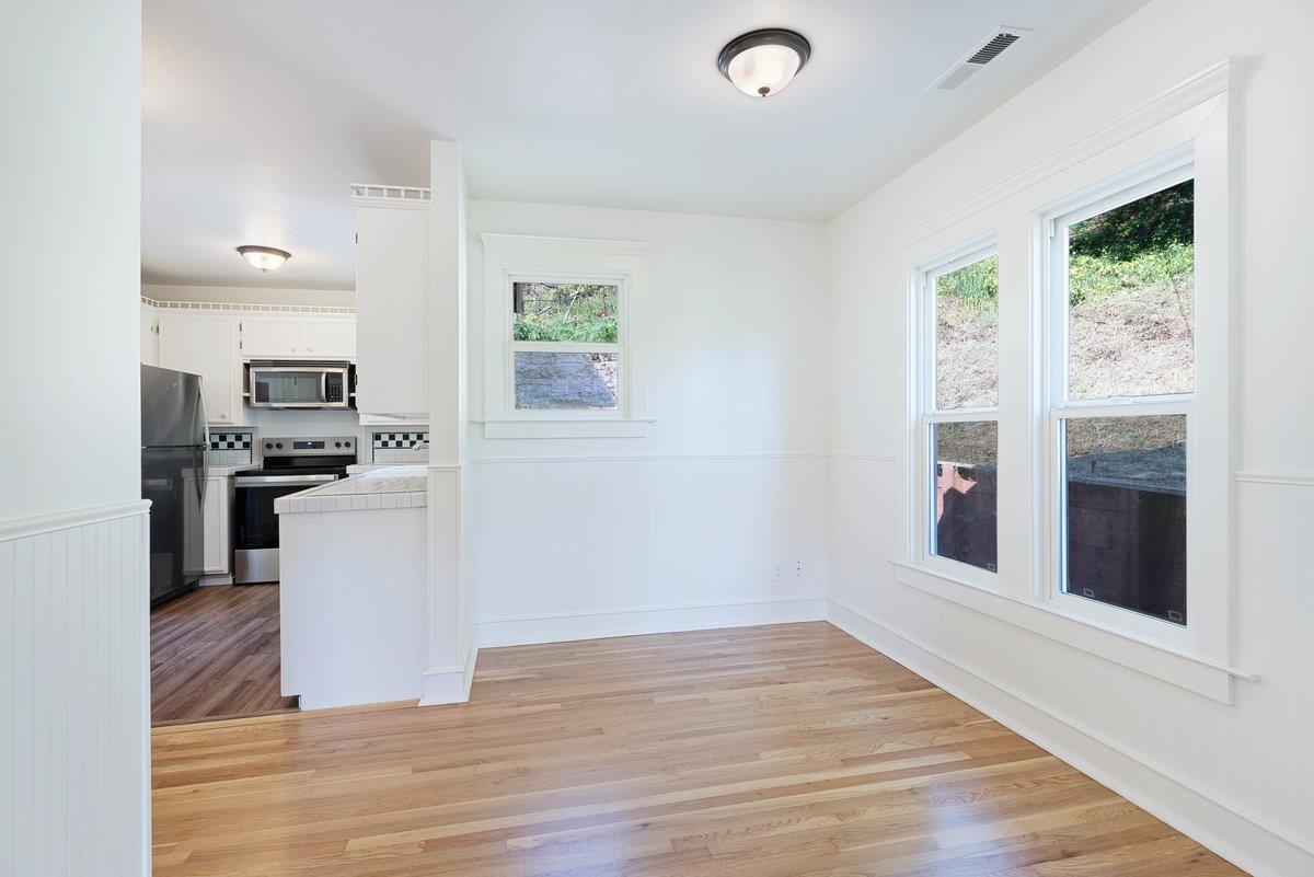 Detail Gallery Image 10 of 26 For 225 Owl Ridge Way, Aptos,  CA 95003 - 2 Beds | 1 Baths