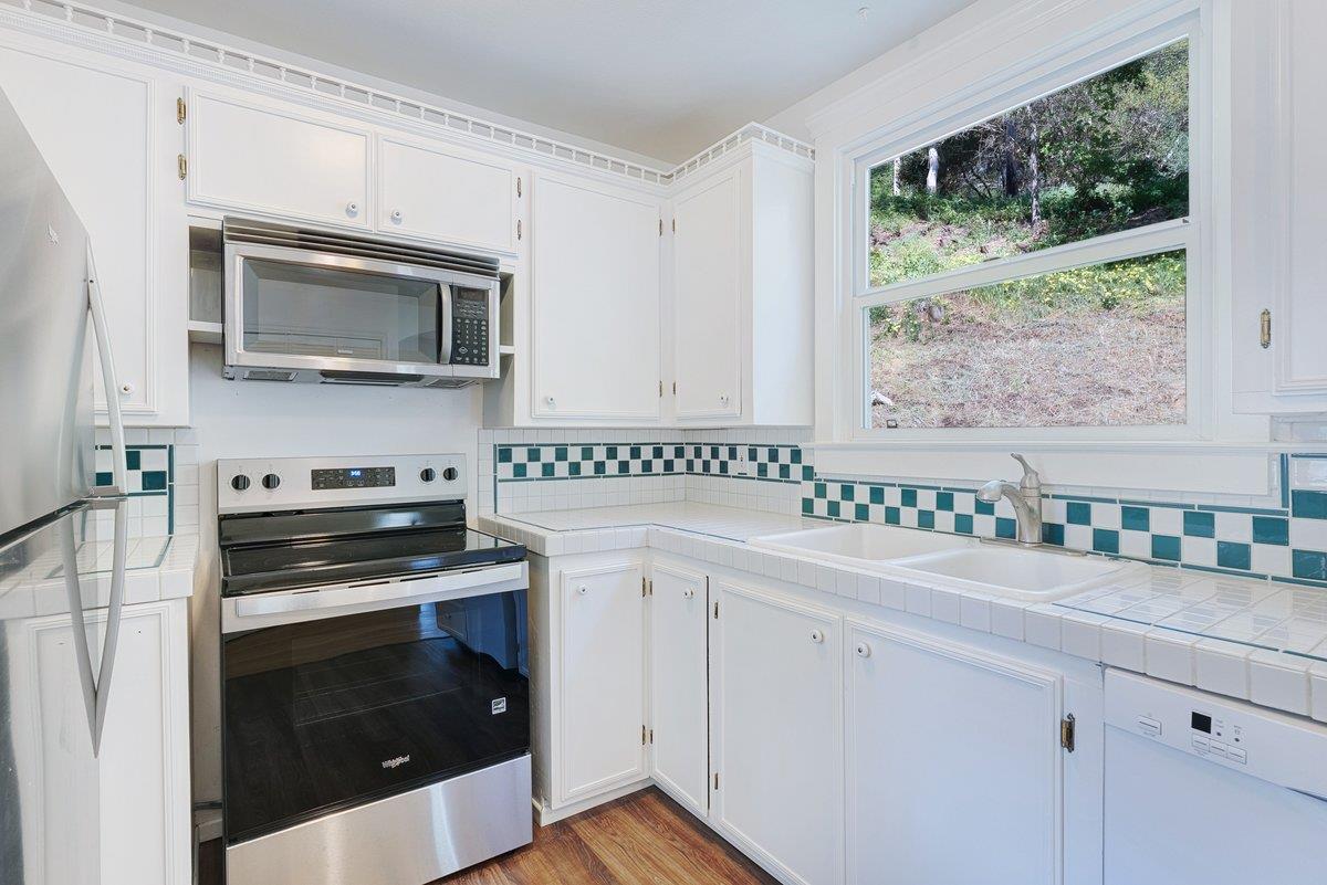 Detail Gallery Image 15 of 26 For 225 Owl Ridge Way, Aptos,  CA 95003 - 2 Beds | 1 Baths