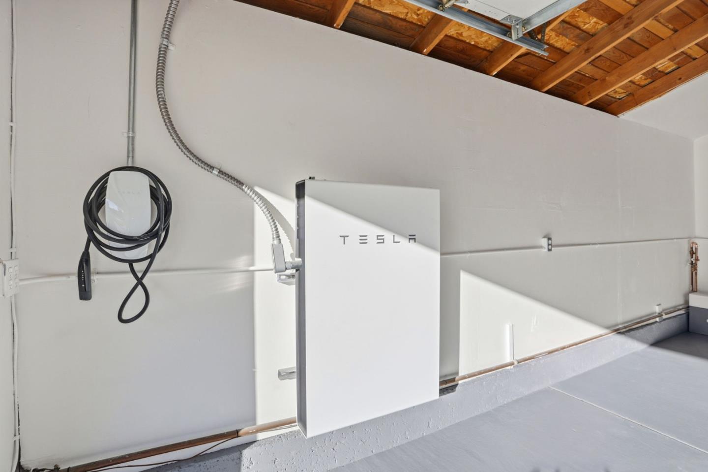 Detail Gallery Image 39 of 44 For 4974 Massachusetts Dr, San Jose,  CA 95136 - 5 Beds | 3 Baths