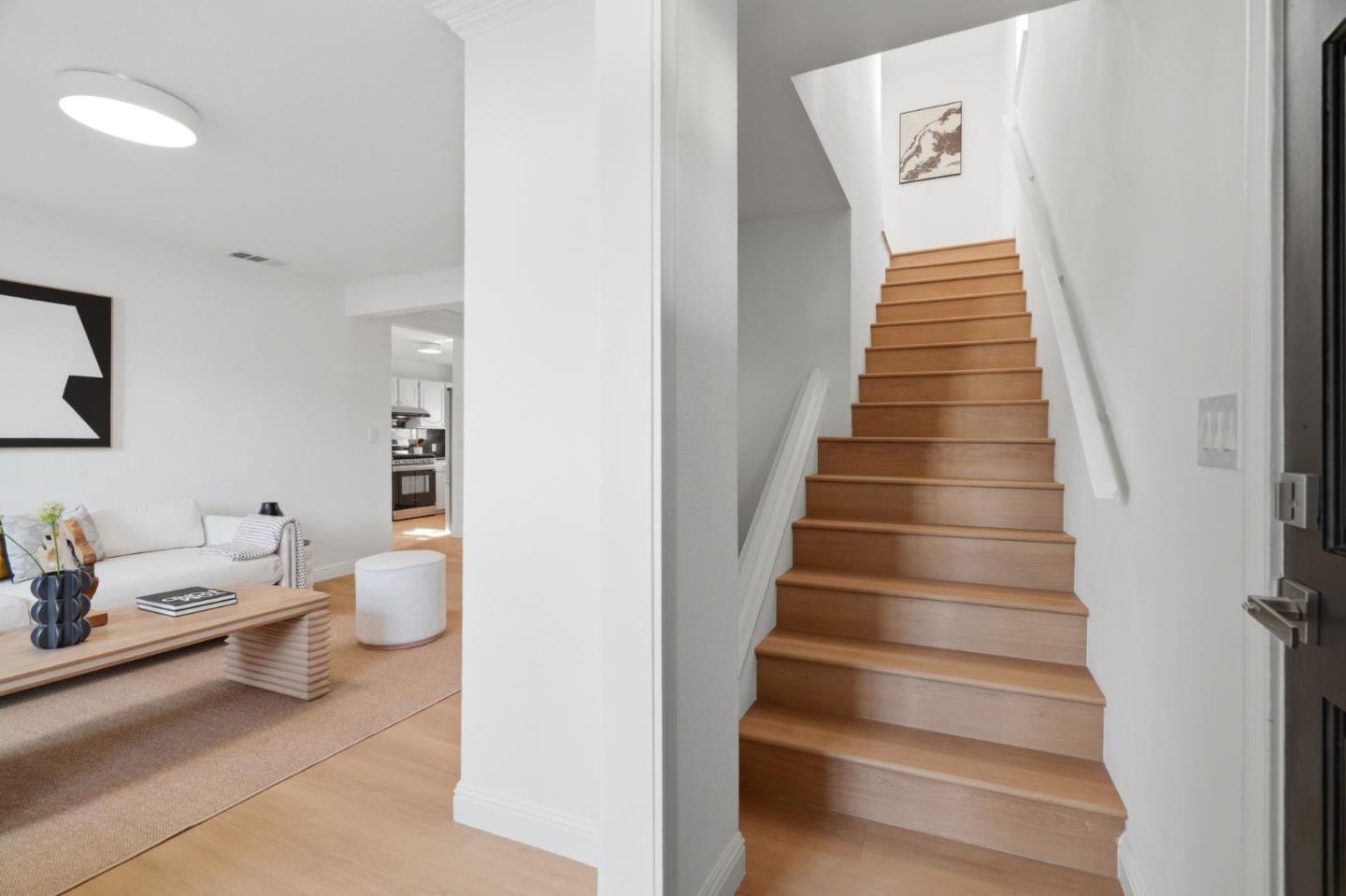 Detail Gallery Image 11 of 30 For 1017 Beech St, East Palo Alto,  CA 94303 - 3 Beds | 2 Baths