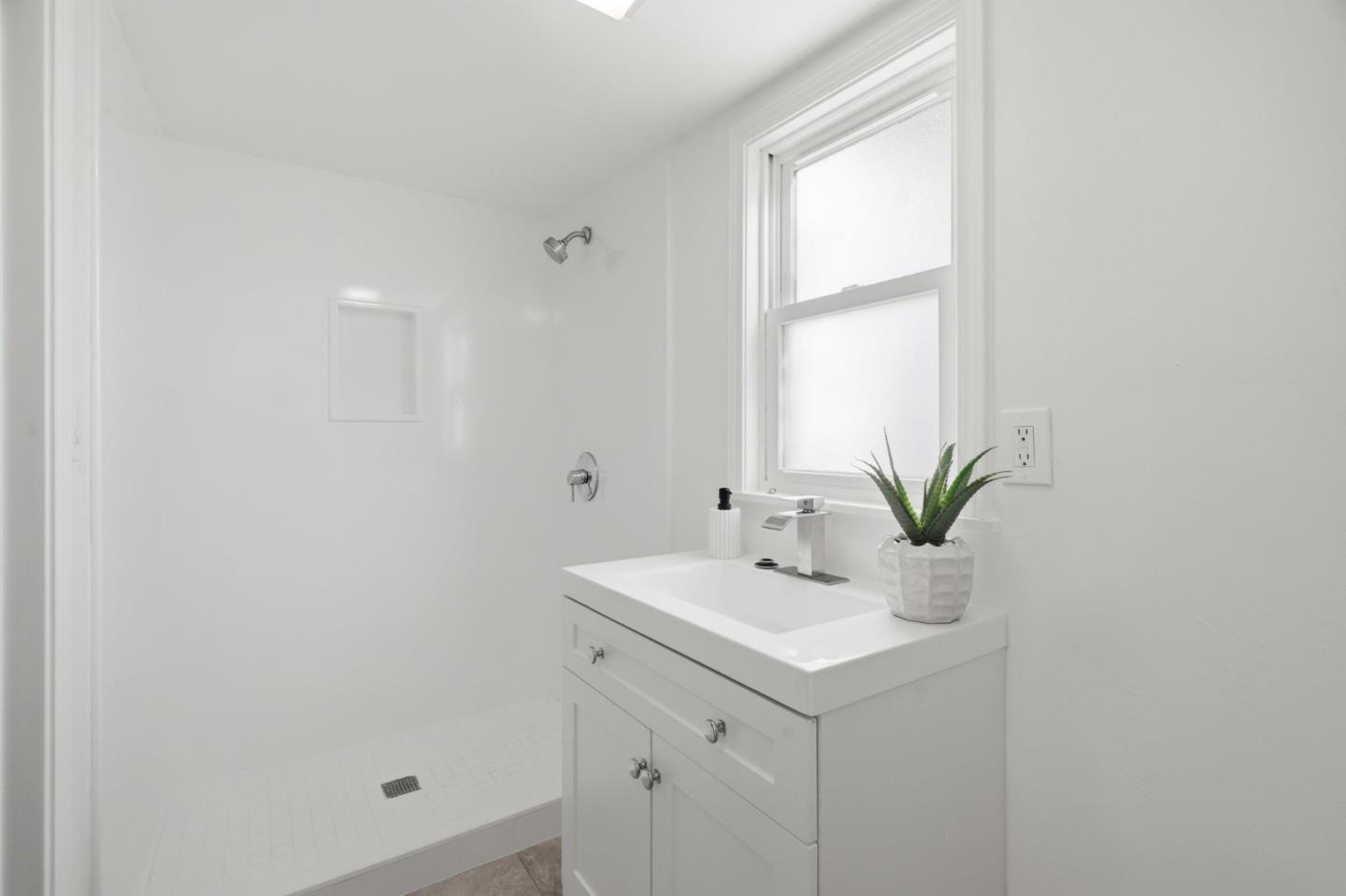 Detail Gallery Image 20 of 30 For 1017 Beech St, East Palo Alto,  CA 94303 - 3 Beds | 2 Baths