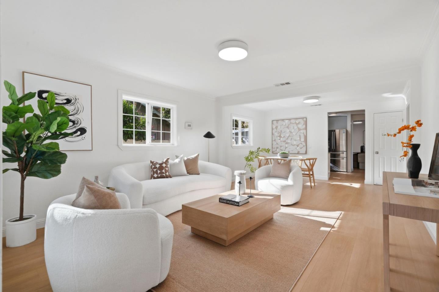 Detail Gallery Image 3 of 30 For 1017 Beech St, East Palo Alto,  CA 94303 - 3 Beds | 2 Baths