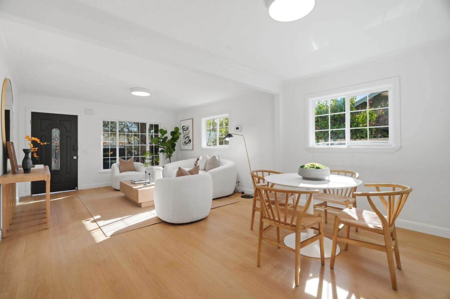 Detail Gallery Image 4 of 30 For 1017 Beech St, East Palo Alto,  CA 94303 - 3 Beds | 2 Baths