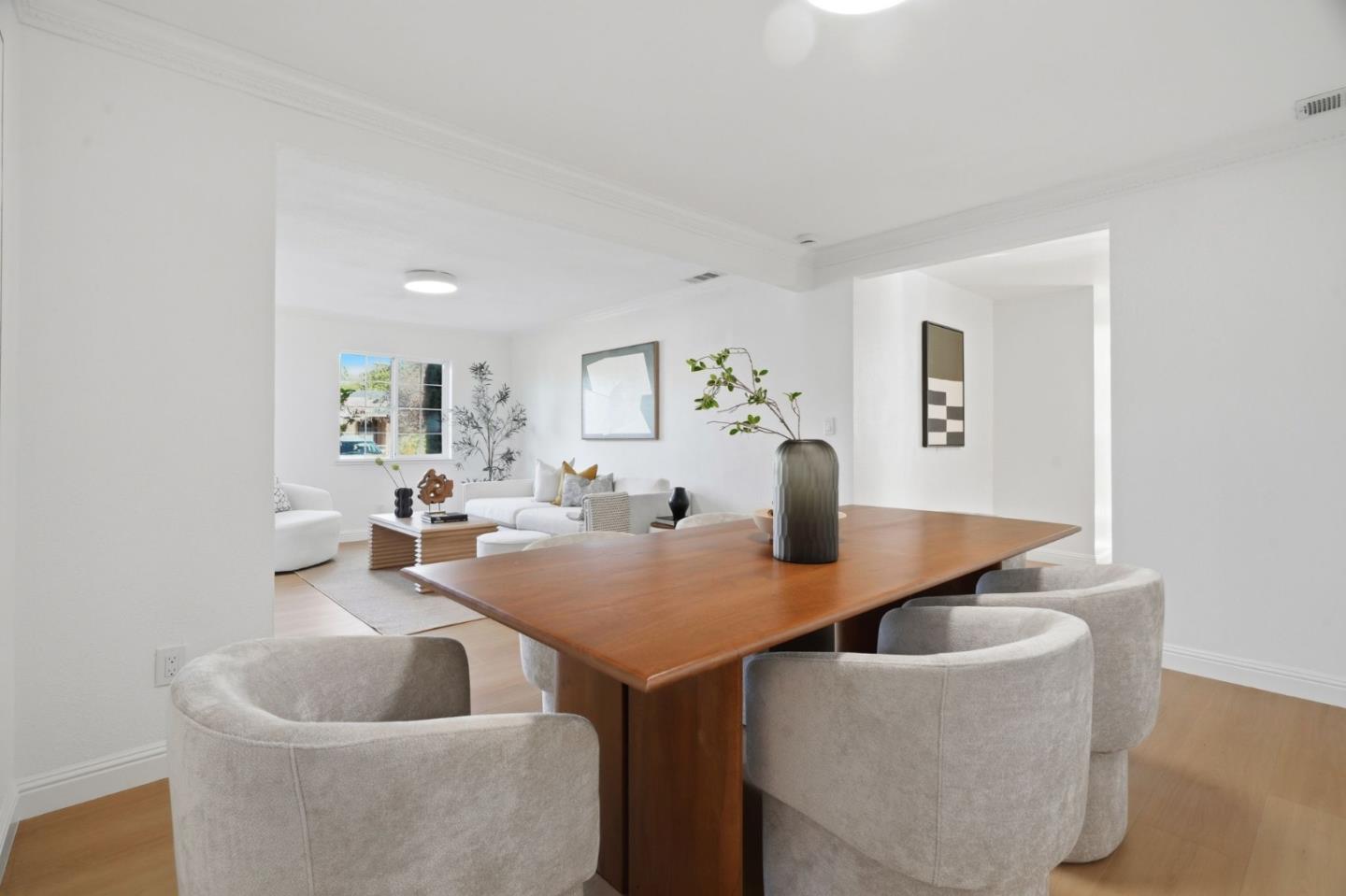 Detail Gallery Image 6 of 30 For 1017 Beech St, East Palo Alto,  CA 94303 - 3 Beds | 2 Baths