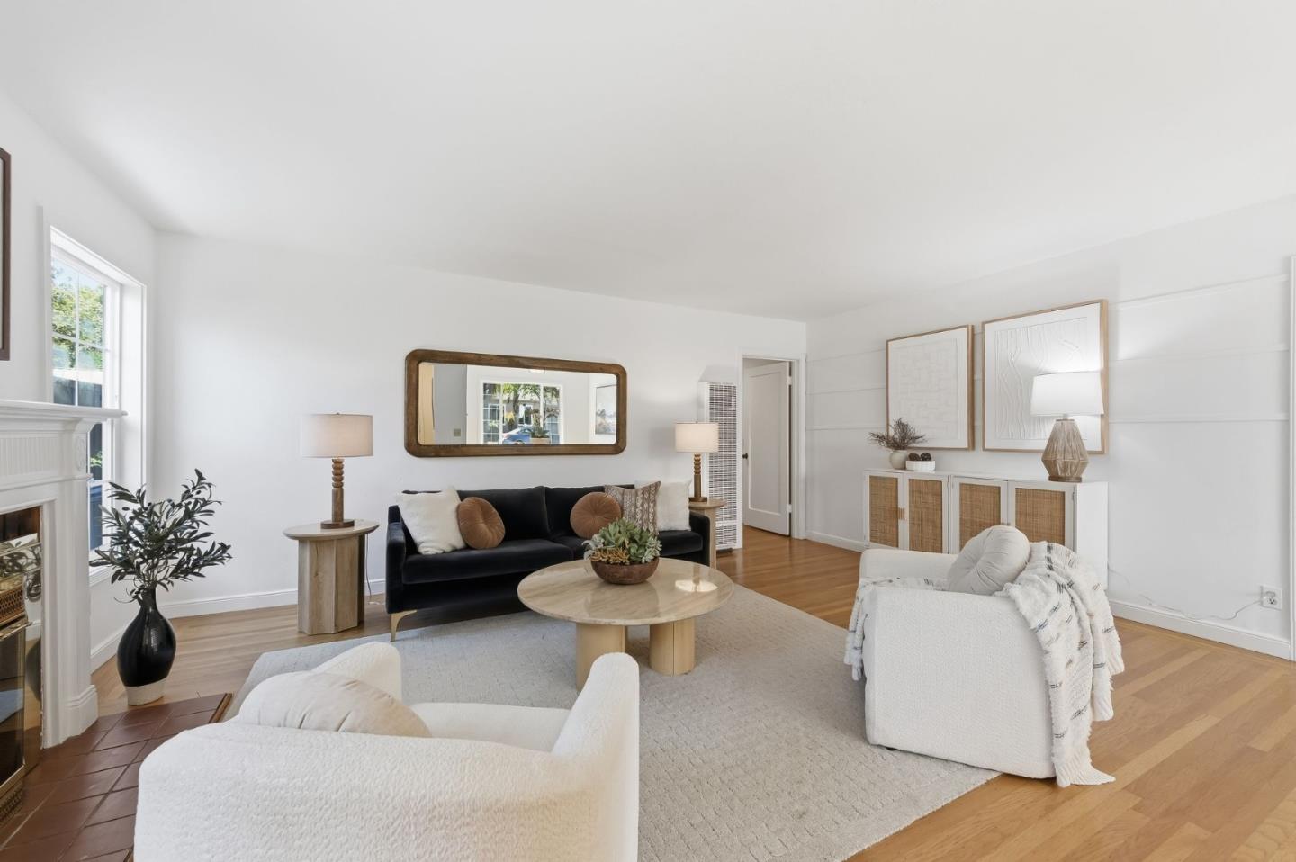 Detail Gallery Image 2 of 25 For 410 Wilton Ave, Palo Alto,  CA 94306 - 4 Beds | 2 Baths