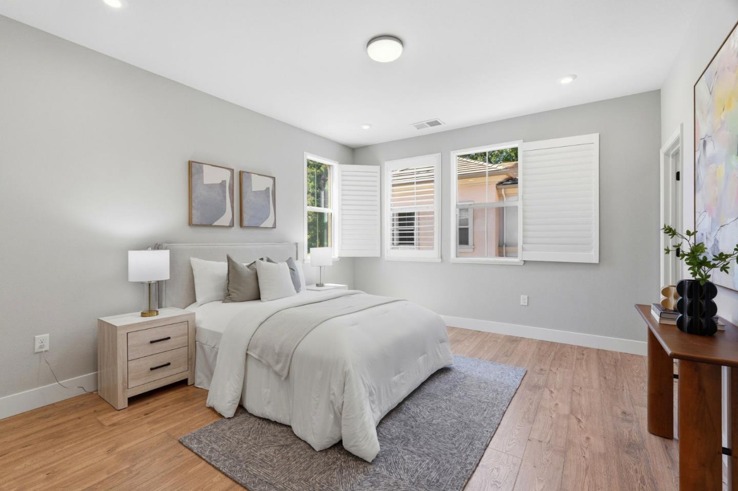 Detail Gallery Image 15 of 53 For 560 Saint Remi Ter #1,  Sunnyvale,  CA 94085 - 3 Beds | 3/1 Baths