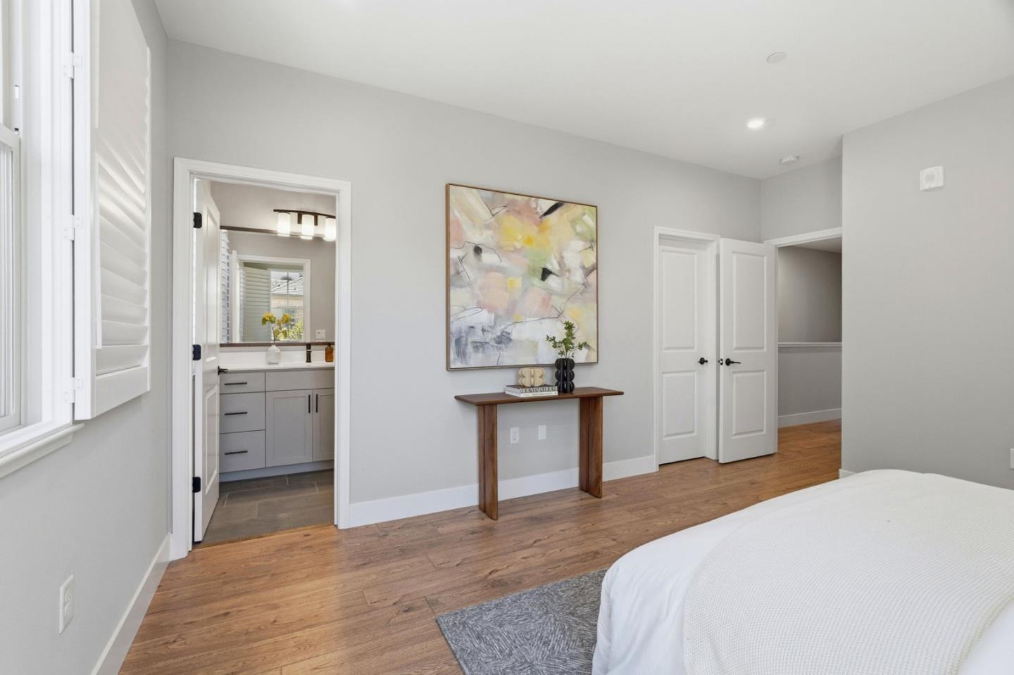 Detail Gallery Image 17 of 53 For 560 Saint Remi Ter #1,  Sunnyvale,  CA 94085 - 3 Beds | 3/1 Baths