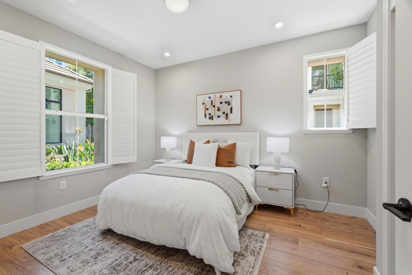 Detail Gallery Image 19 of 53 For 560 Saint Remi Ter #1,  Sunnyvale,  CA 94085 - 3 Beds | 3/1 Baths