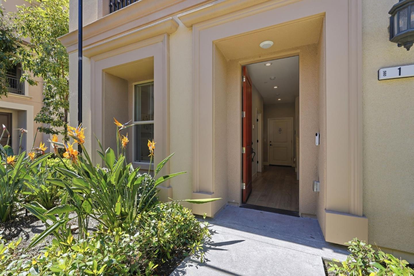 Detail Gallery Image 3 of 53 For 560 Saint Remi Ter #1,  Sunnyvale,  CA 94085 - 3 Beds | 3/1 Baths