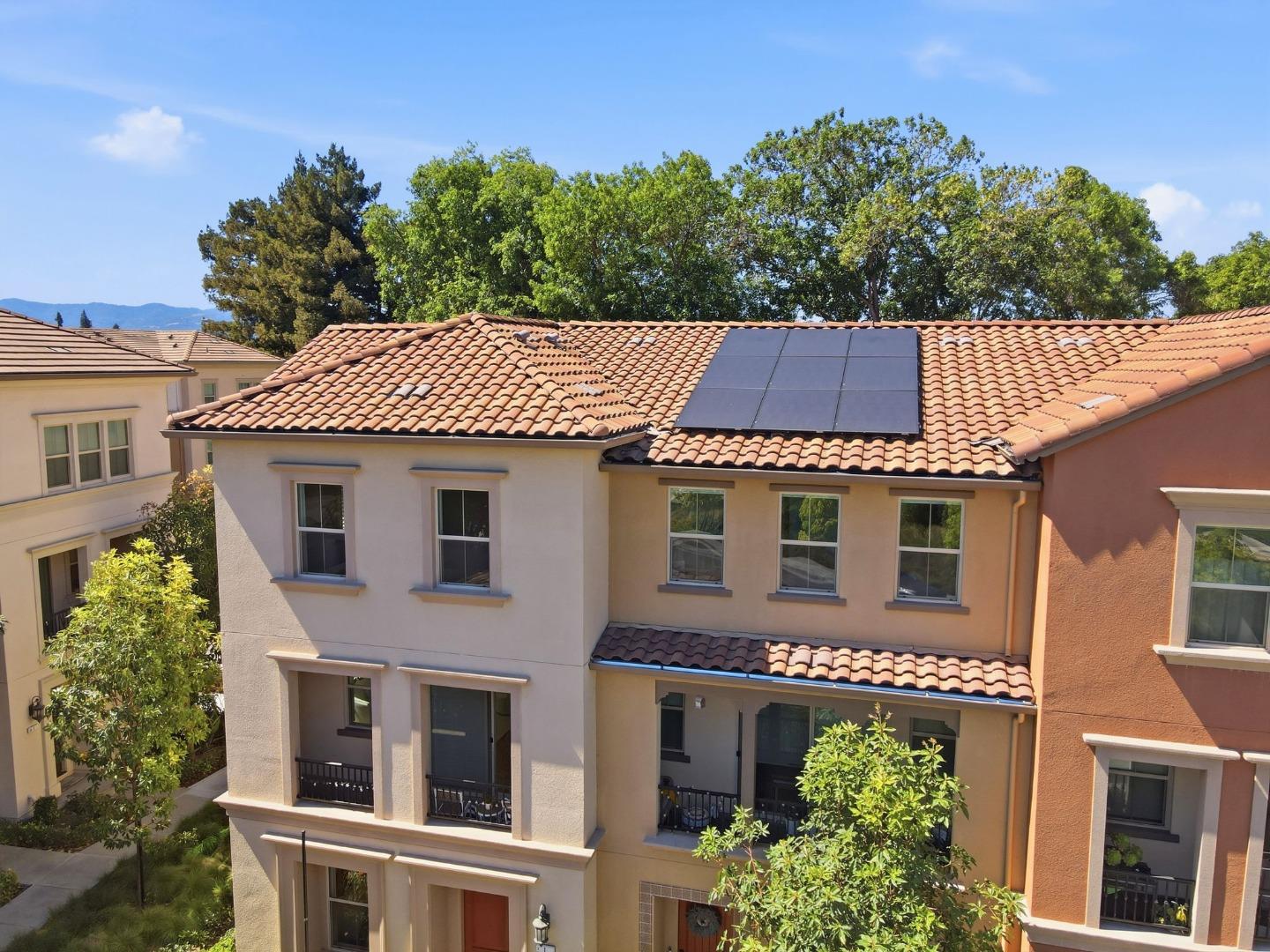 Detail Gallery Image 42 of 53 For 560 Saint Remi Ter #1,  Sunnyvale,  CA 94085 - 3 Beds | 3/1 Baths