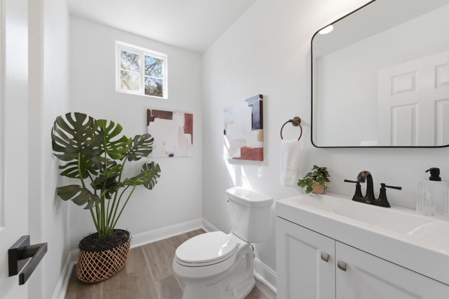 Detail Gallery Image 12 of 61 For 325 Pebble Beach Dr, Brentwood,  CA 94513 - 4 Beds | 2/1 Baths