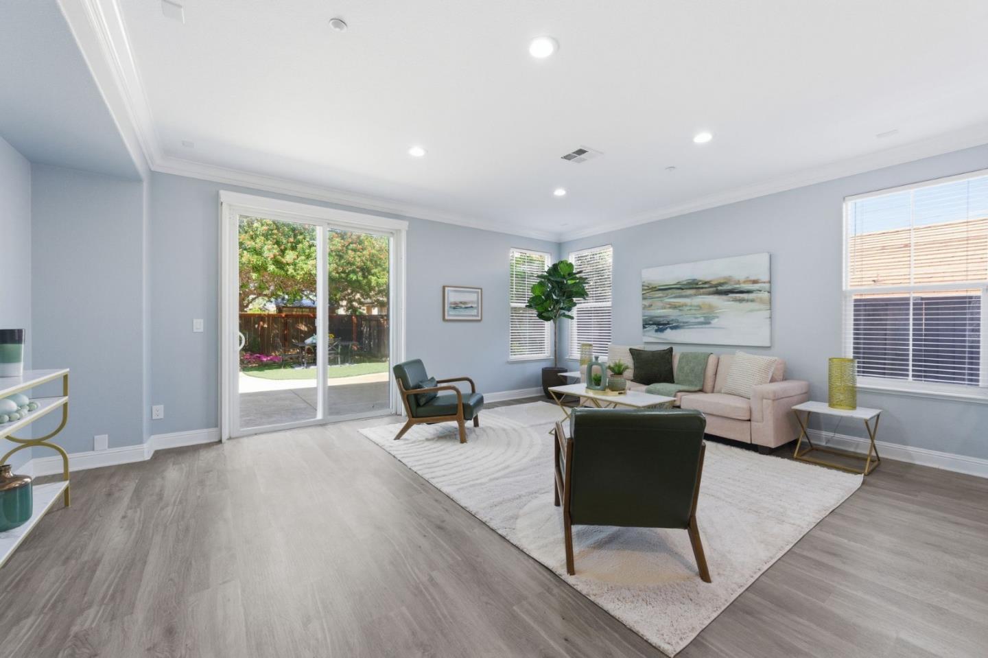 Detail Gallery Image 13 of 61 For 325 Pebble Beach Dr, Brentwood,  CA 94513 - 4 Beds | 2/1 Baths