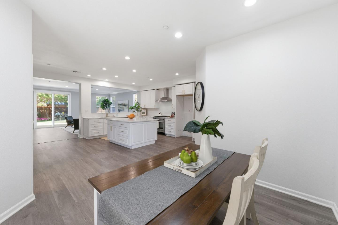 Detail Gallery Image 28 of 61 For 325 Pebble Beach Dr, Brentwood,  CA 94513 - 4 Beds | 2/1 Baths