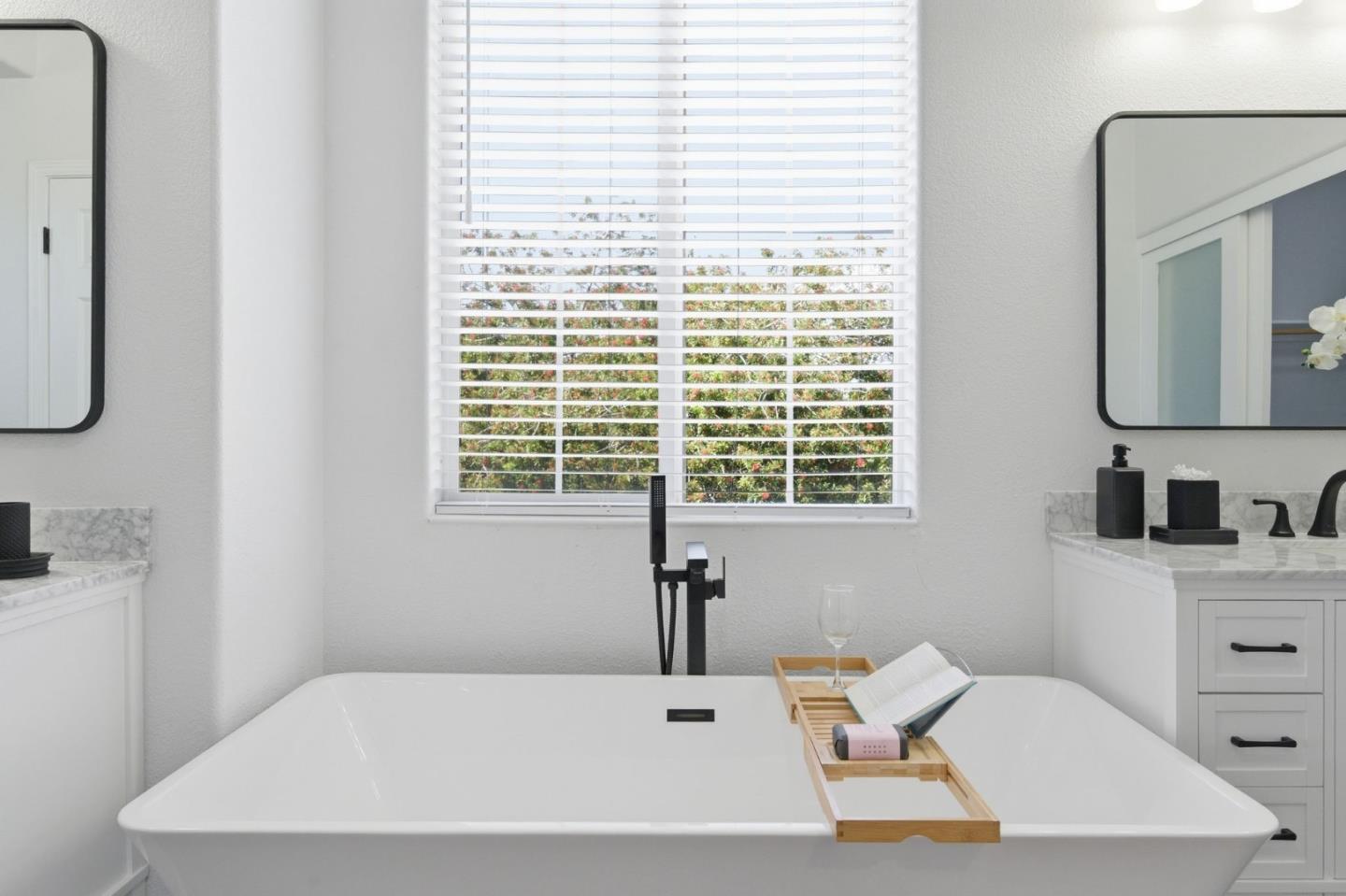 Detail Gallery Image 49 of 61 For 325 Pebble Beach Dr, Brentwood,  CA 94513 - 4 Beds | 2/1 Baths