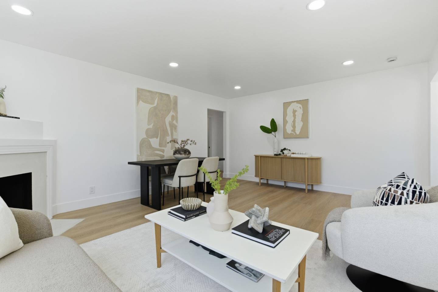 Detail Gallery Image 10 of 28 For 577 Green Manor Ct, Palo Alto,  CA 94301 - 2 Beds | 1 Baths