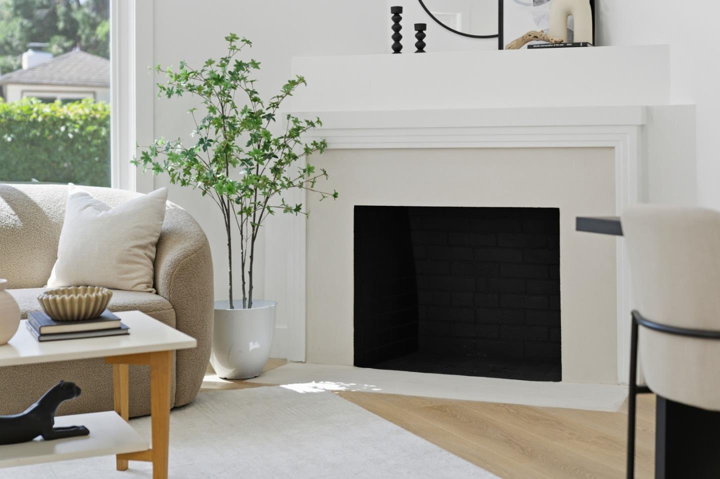 Detail Gallery Image 8 of 28 For 577 Green Manor Ct, Palo Alto,  CA 94301 - 2 Beds | 1 Baths