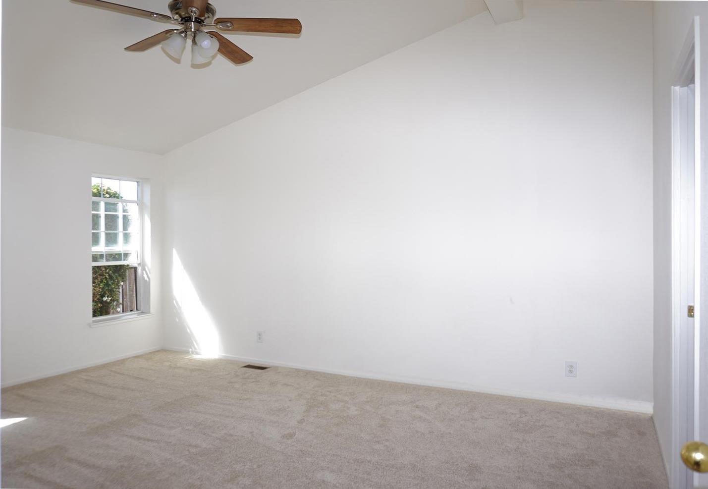 Detail Gallery Image 21 of 43 For 1225 Vienna Dr #114,  Sunnyvale,  CA 94089 - 3 Beds | 2 Baths