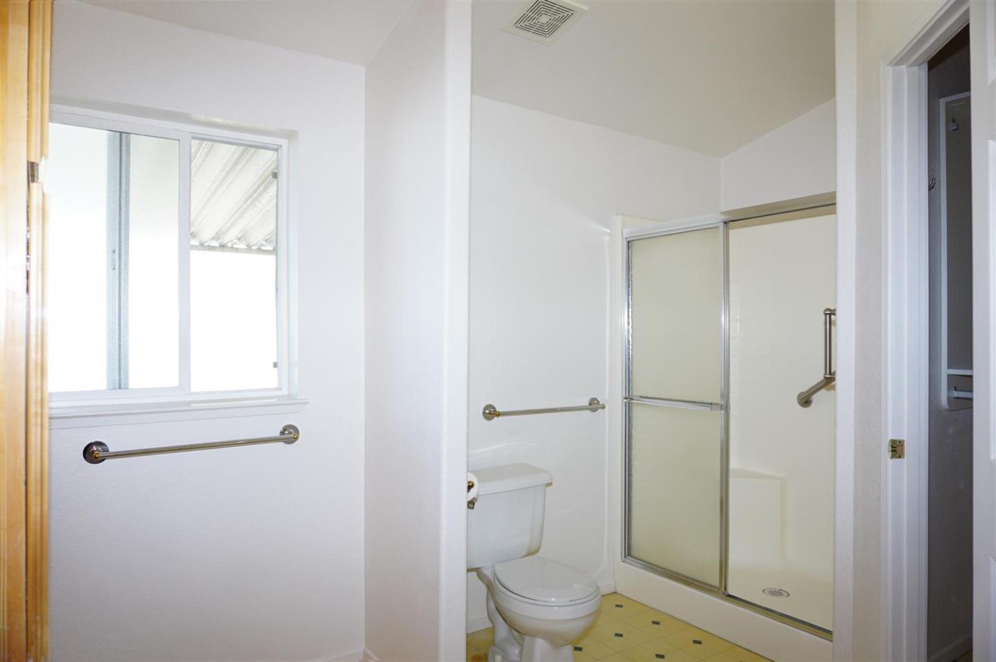 Detail Gallery Image 24 of 43 For 1225 Vienna Dr #114,  Sunnyvale,  CA 94089 - 3 Beds | 2 Baths