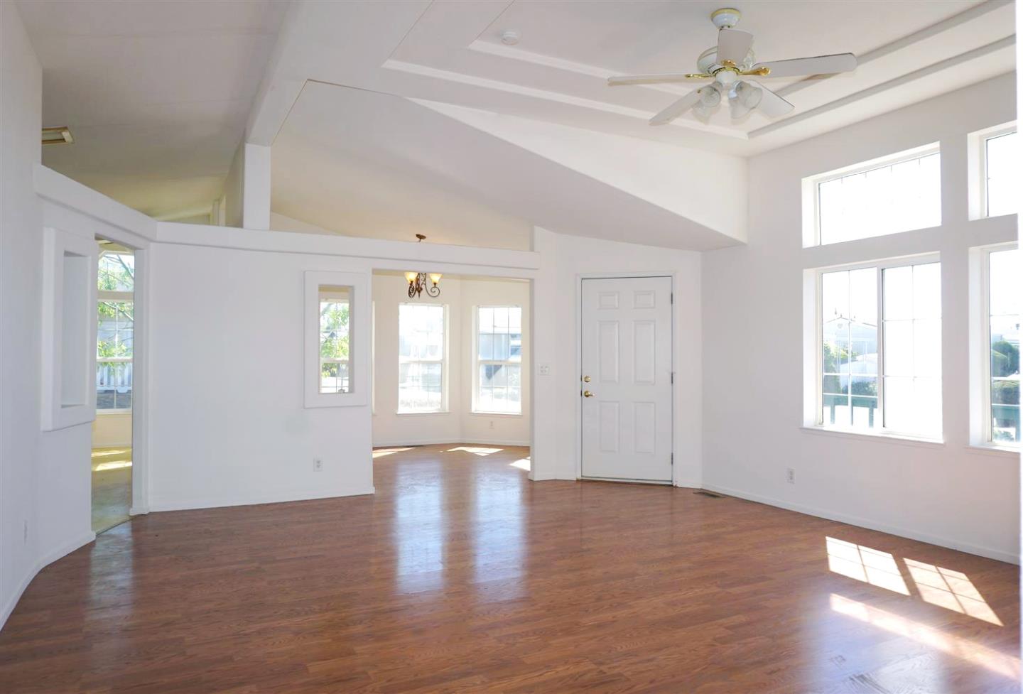 Detail Gallery Image 7 of 43 For 1225 Vienna Dr #114,  Sunnyvale,  CA 94089 - 3 Beds | 2 Baths