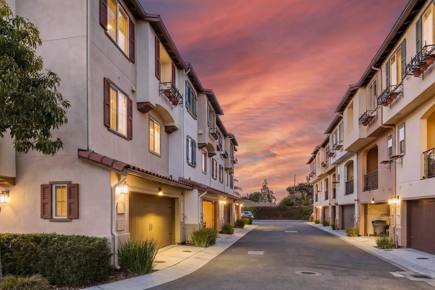 Detail Gallery Image 20 of 21 For 505 San Augusto Ter, Sunnyvale,  CA 94085 - 4 Beds | 3/1 Baths