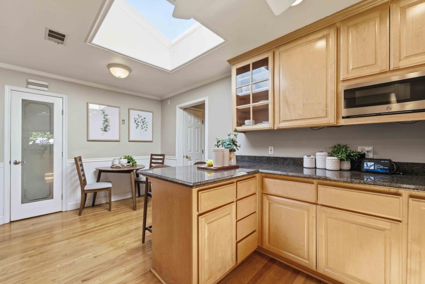 Detail Gallery Image 11 of 36 For 1368 Bouret, San Jose,  CA 95118 - 4 Beds | 2 Baths