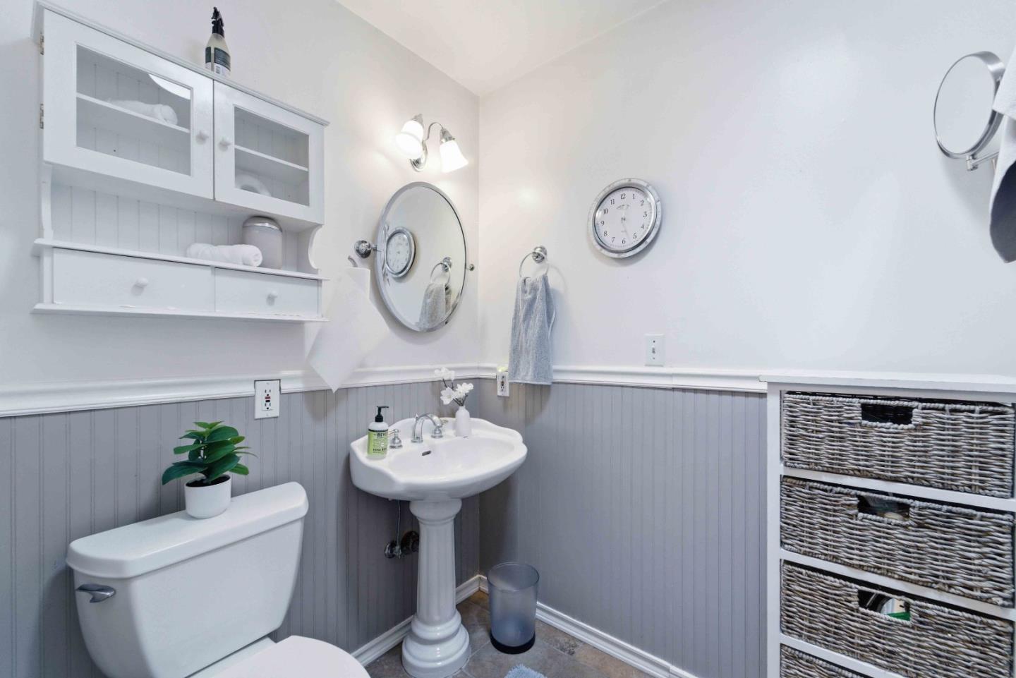 Detail Gallery Image 19 of 36 For 1368 Bouret, San Jose,  CA 95118 - 4 Beds | 2 Baths