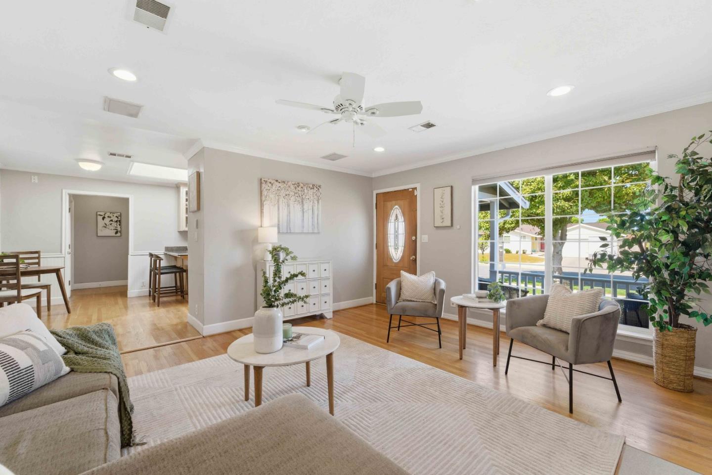 Detail Gallery Image 8 of 36 For 1368 Bouret, San Jose,  CA 95118 - 4 Beds | 2 Baths