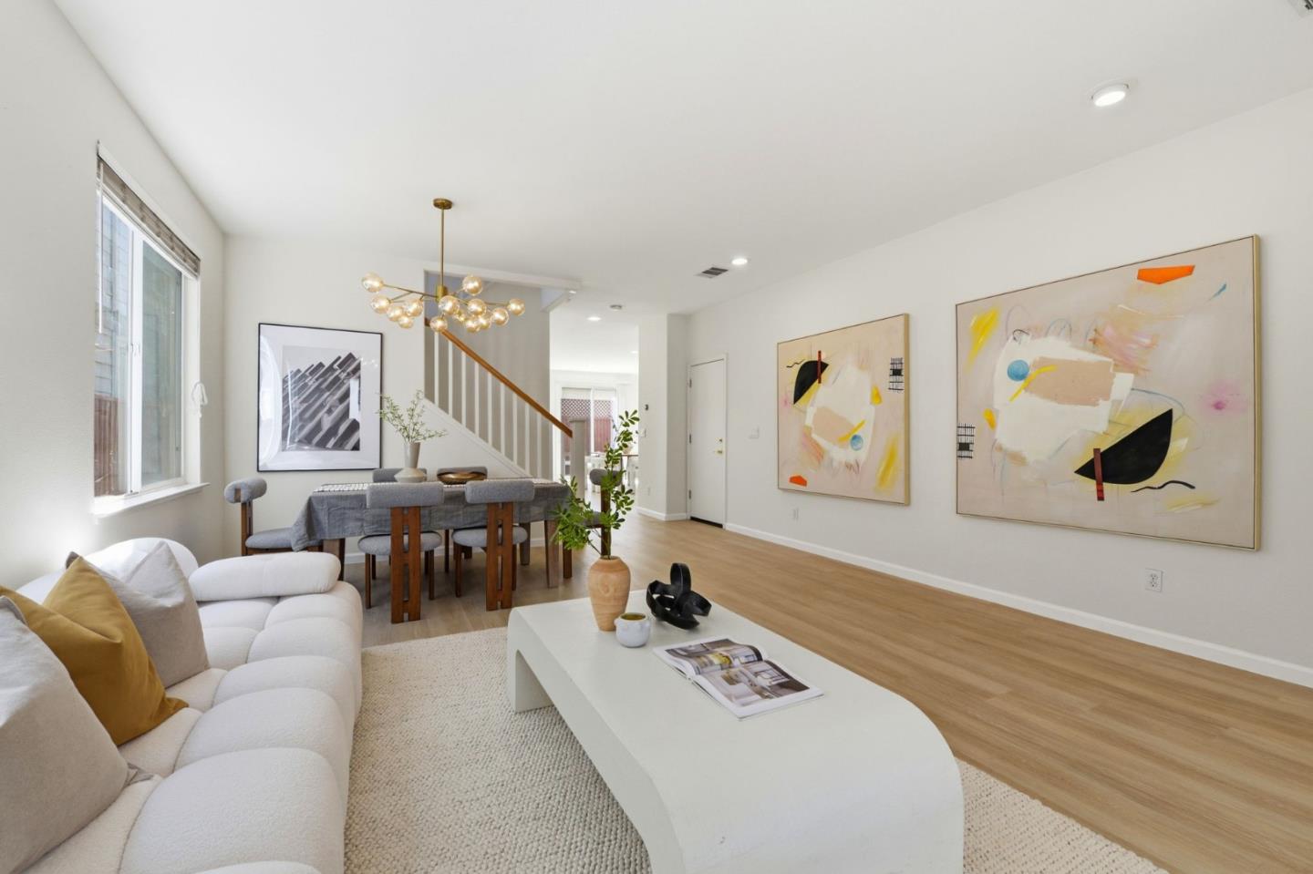 Detail Gallery Image 6 of 41 For 950 Mouton Cir, East Palo Alto,  CA 94303 - 4 Beds | 2/1 Baths