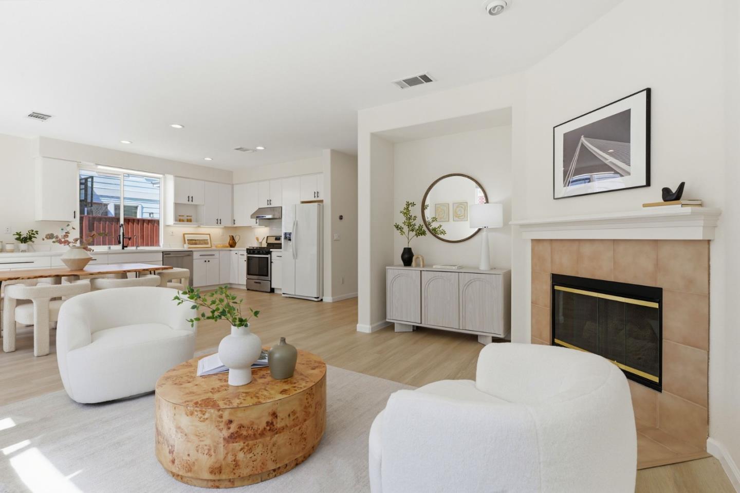 Detail Gallery Image 9 of 41 For 950 Mouton Cir, East Palo Alto,  CA 94303 - 4 Beds | 2/1 Baths