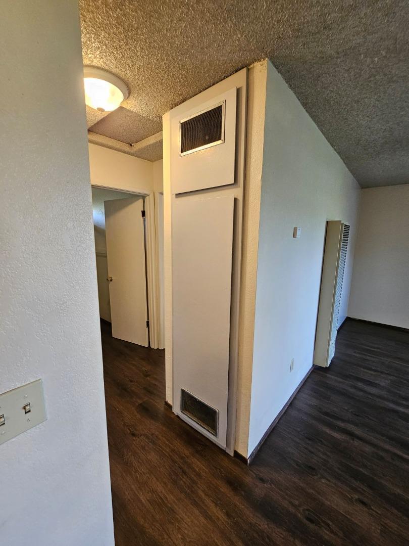 Detail Gallery Image 11 of 18 For Stoney Ct, Gilroy,  CA 95020 - – Beds | – Baths