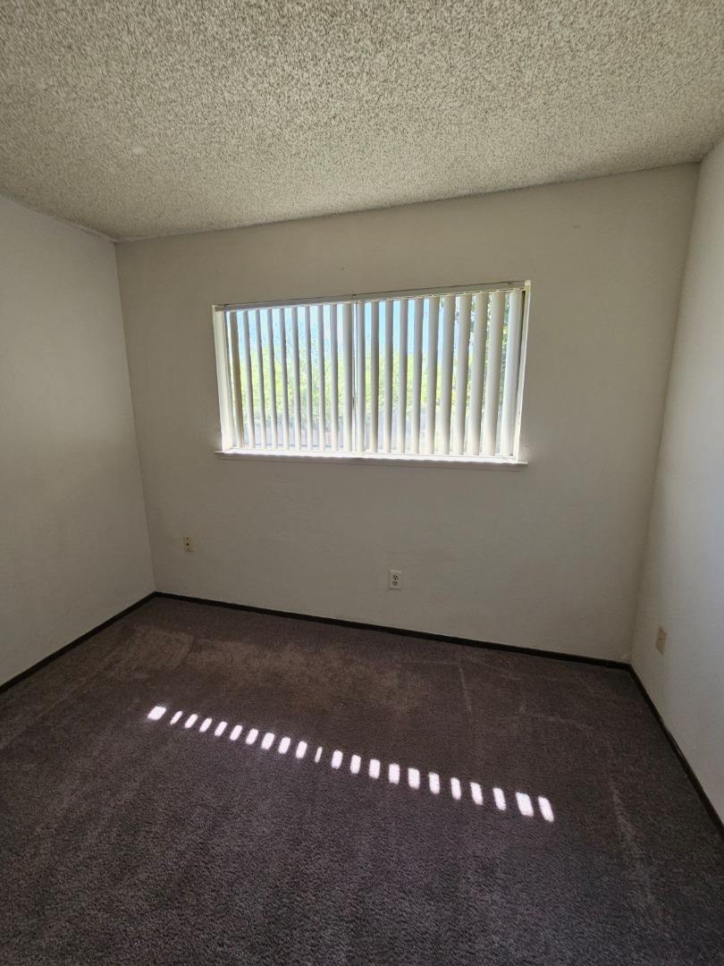 Detail Gallery Image 13 of 18 For Stoney Ct, Gilroy,  CA 95020 - – Beds | – Baths