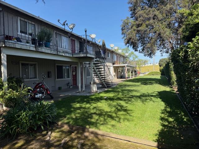 Detail Gallery Image 2 of 8 For Stoney Ct, Gilroy,  CA 95020 - – Beds | – Baths