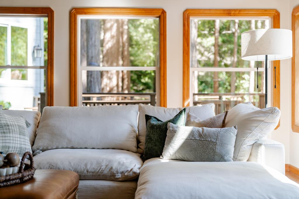 Detail Gallery Image 11 of 62 For 23535 Treeview Trl, Los Gatos,  CA 95033 - 3 Beds | 2 Baths