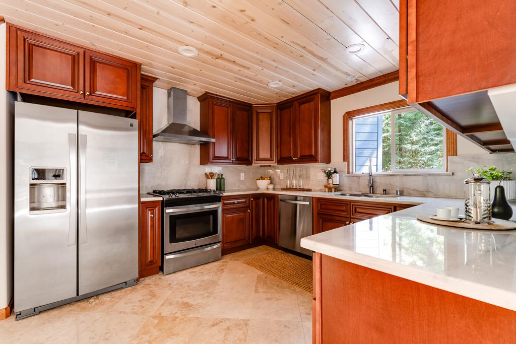 Detail Gallery Image 23 of 62 For 23535 Treeview Trl, Los Gatos,  CA 95033 - 3 Beds | 2 Baths