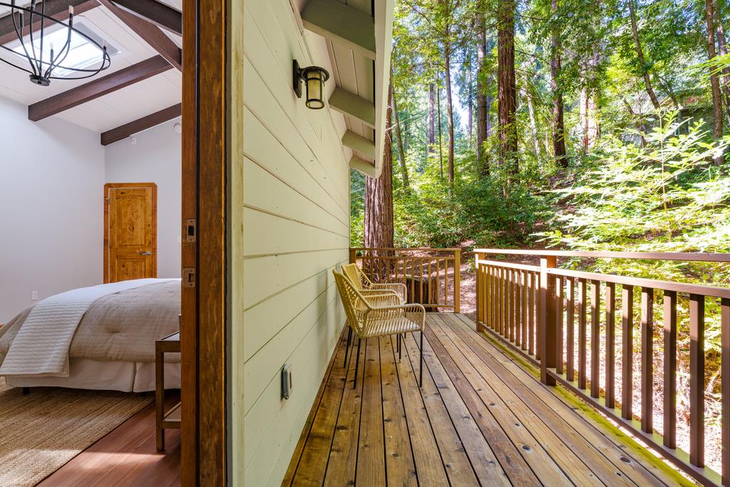 Detail Gallery Image 34 of 62 For 23535 Treeview Trl, Los Gatos,  CA 95033 - 3 Beds | 2 Baths