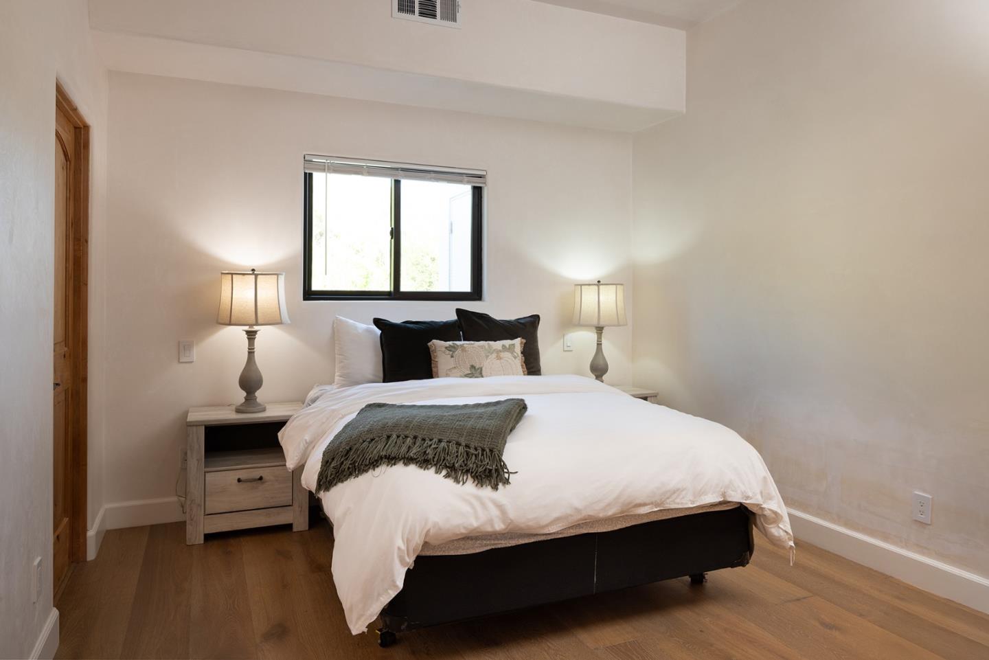 Detail Gallery Image 18 of 30 For 372 Corral De Tierra Rd, Corral De Tierra,  CA 93908 - 4 Beds | 4/1 Baths