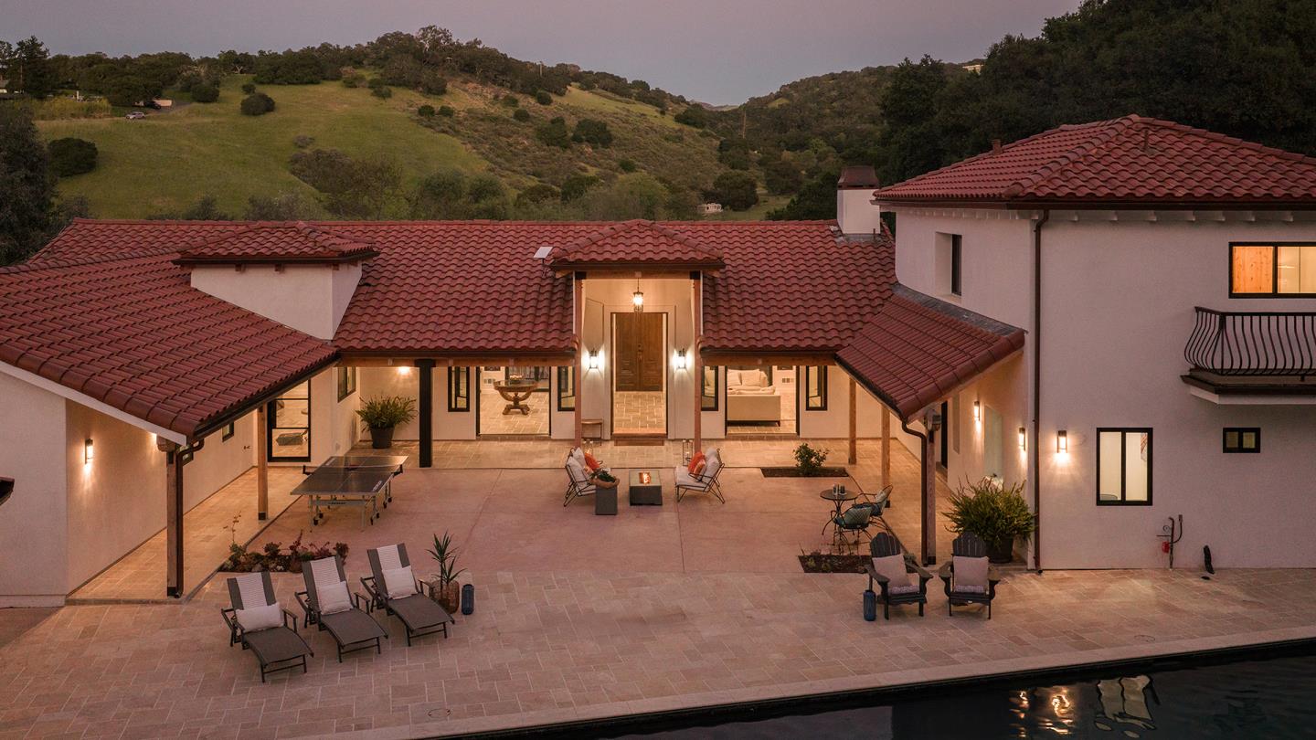 Detail Gallery Image 2 of 30 For 372 Corral De Tierra Rd, Corral De Tierra,  CA 93908 - 4 Beds | 4/1 Baths