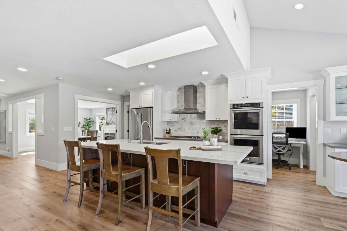 Detail Gallery Image 14 of 106 For 14785 Nelson Way, San Jose,  CA 95124 - 4 Beds | 2/1 Baths